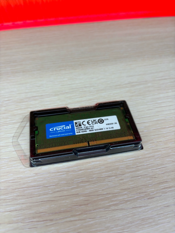 Оперативная память  Crucial CT8G48C40S5