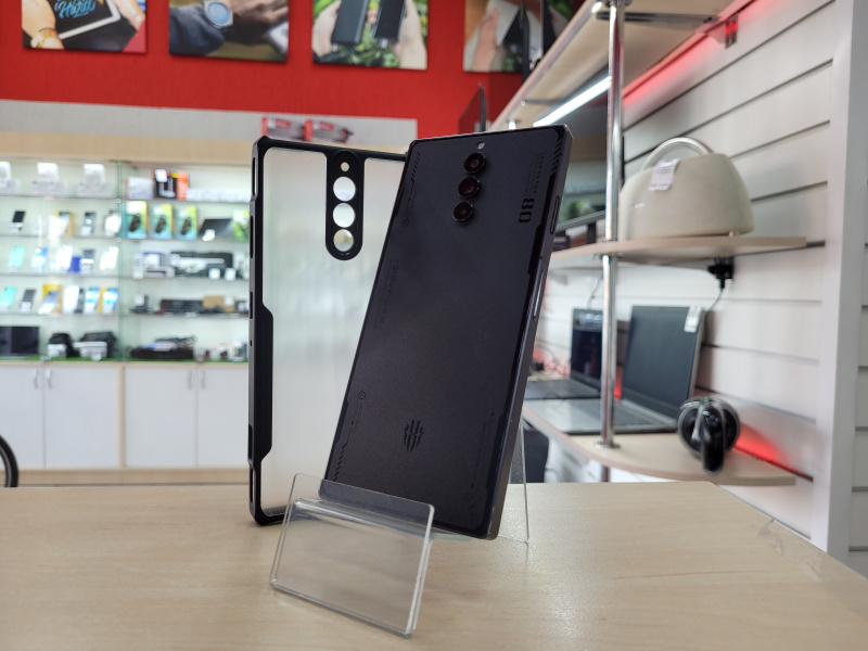 Мобильный телефон Nubia Red Magic 8 Pro