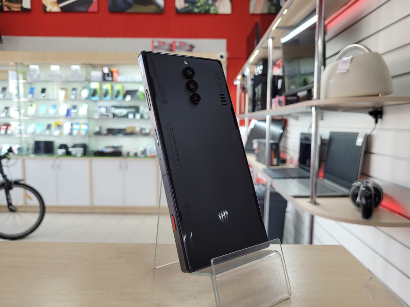Мобильный телефон Nubia Red Magic 8 Pro