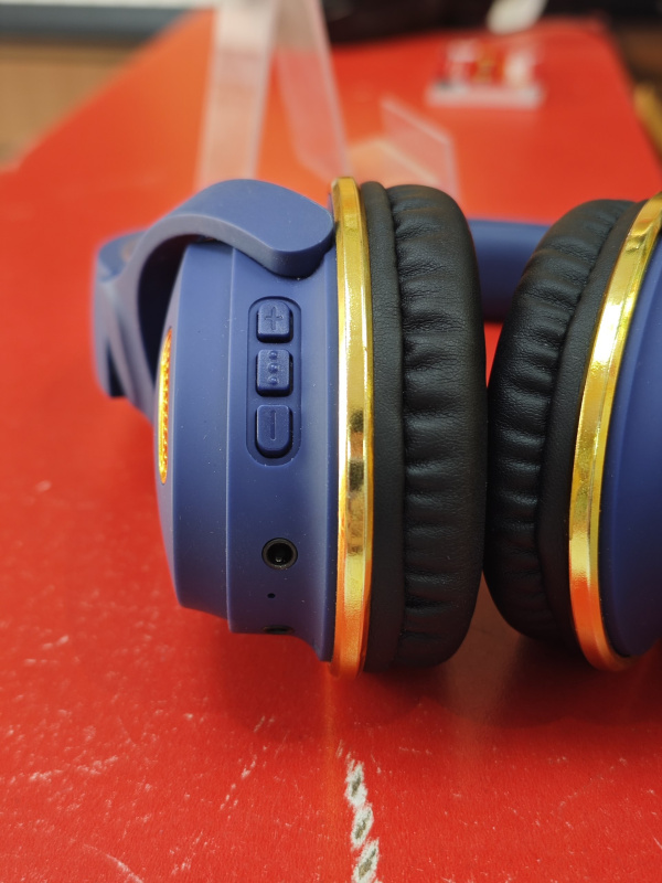Наушники JBL