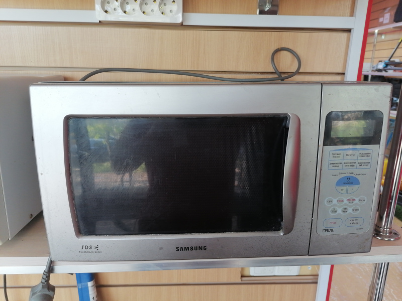 Микроволновая печь Samsung G2739NR