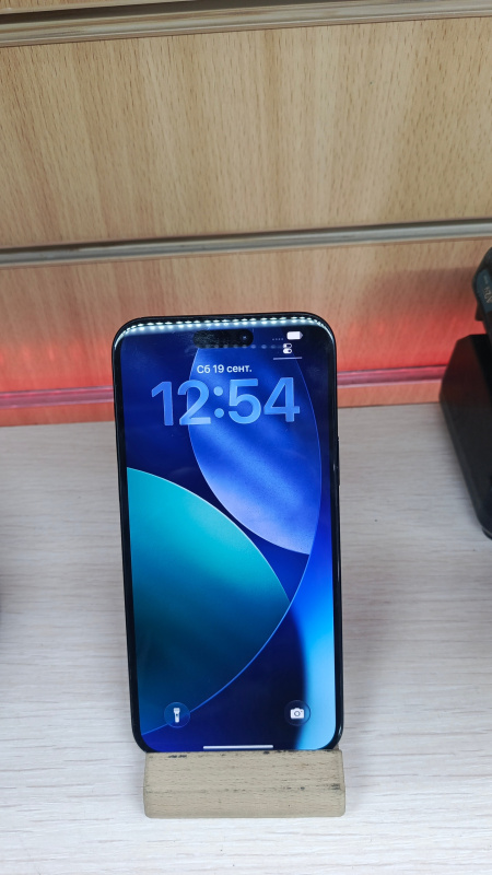 Мобильный телефон Apple iPhone 15 Plus