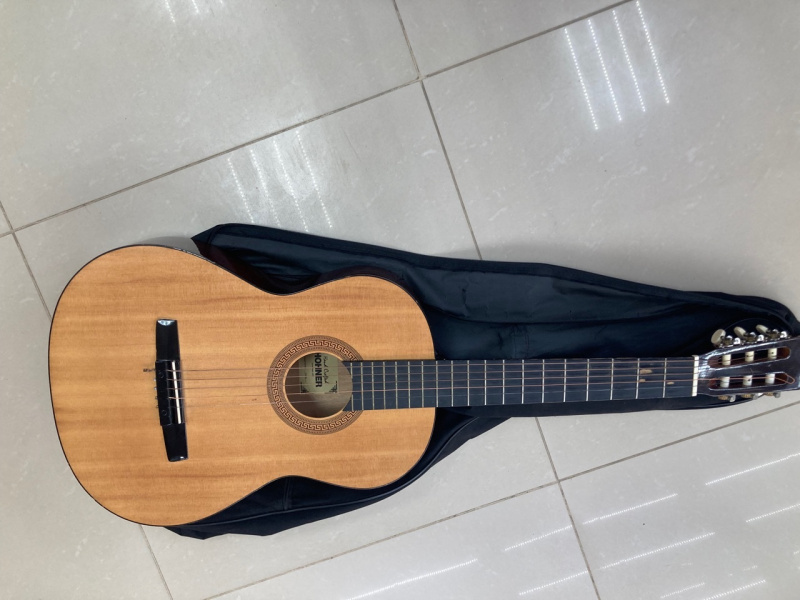 Гитара Hohner HC06